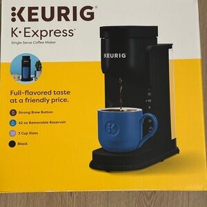 Keurig K-Express Coffee Maker - Black and Blue